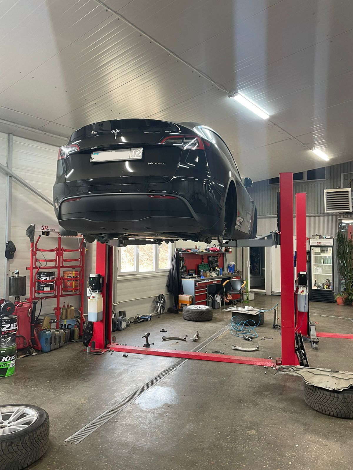 Tesla Model Y — Ремонт ходовой части